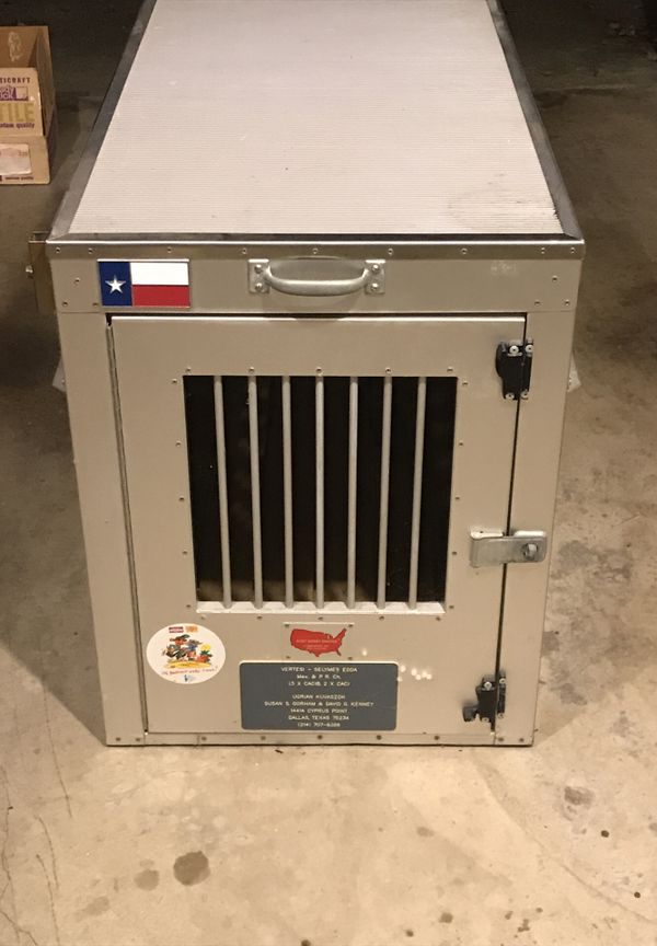 East Coast Crates Model 500 Dog Crate for Sale in Grand Prairie, TX