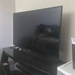 32 Inch Flat Screen Television 