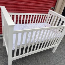 Baby Crib 