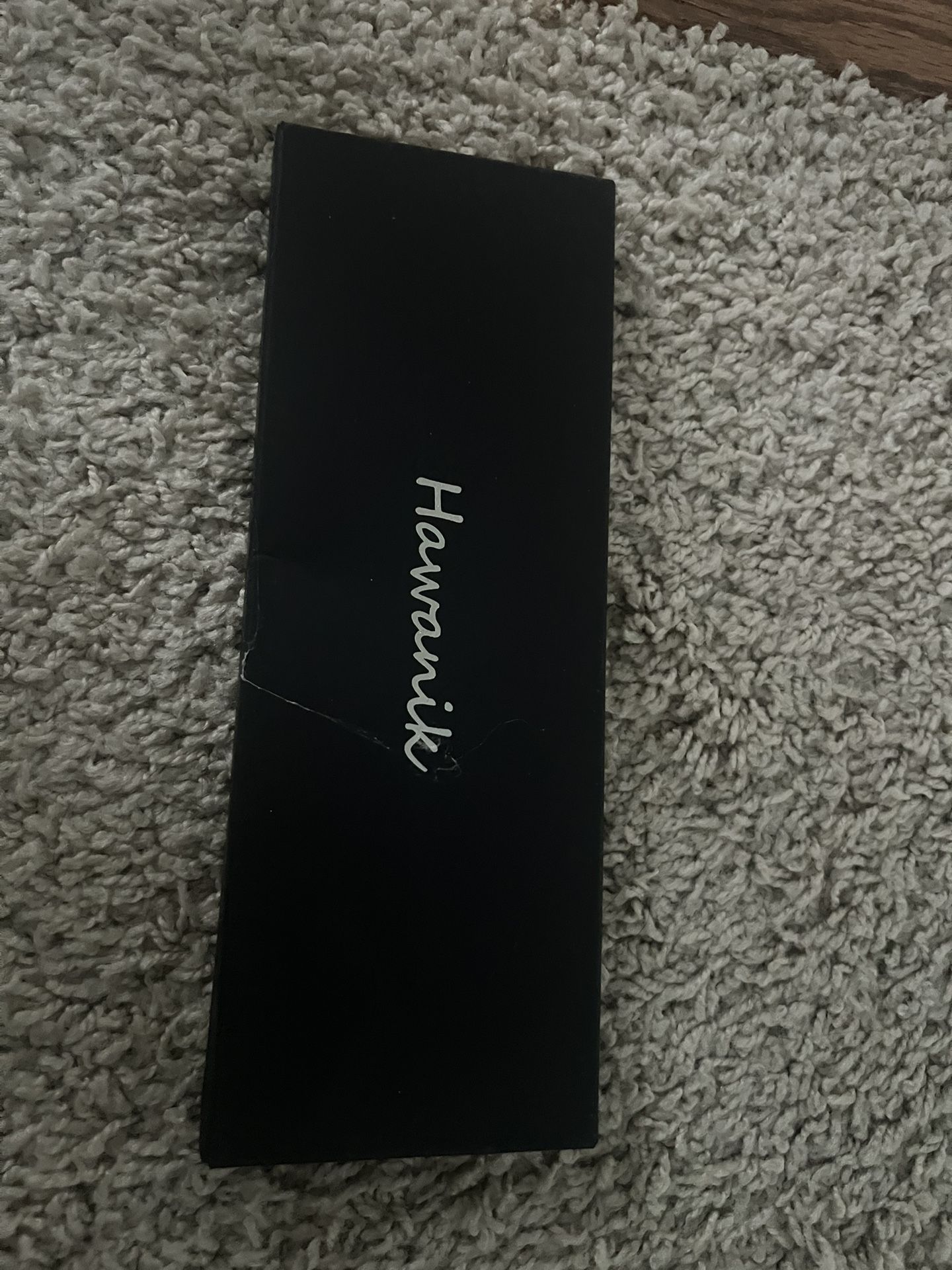 Brand New Hawanik Men’s Slim Bifold Wallet W Intergrated Case Holder For AirTag