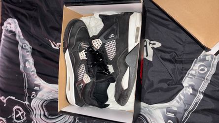 Jordan4 white thunders
