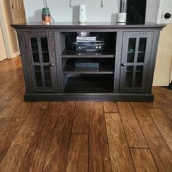 70 Inch tv Stand