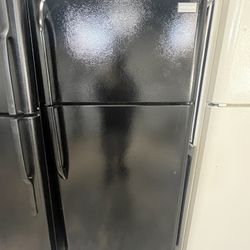 Refrigerator Frigidaire 30”