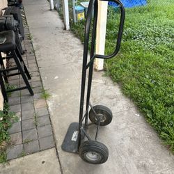 Milwaukee Hand truck 800lbs