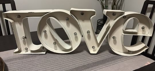 Love Decor Sign Piece
