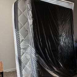 Queen Mattress 