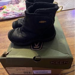keen winter boots toddler boy size 11
