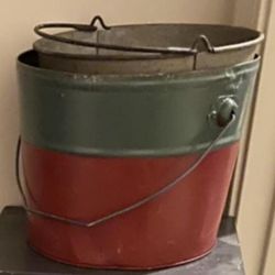 VINTAGE GALVANIZED STEEL METAL WILKES-BARRE BARRELS CAN CO INDUSTRIAL BUCKET WATER PAIL GARDEN YARD BARN DECOR