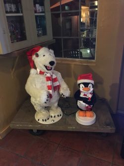 Singing dancing Christmas Bear penguin