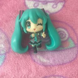 Miku Figure 