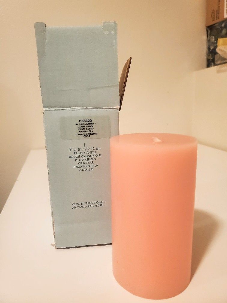 New Partylite Retired Pillar Candle 3"x5" Nature's Garden