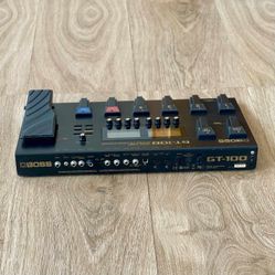 Efecto para guitarra Boss gt 100