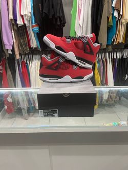 Jordan 4 Retro Toro Bravo Size 10