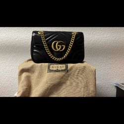 Black Gucci Purse 