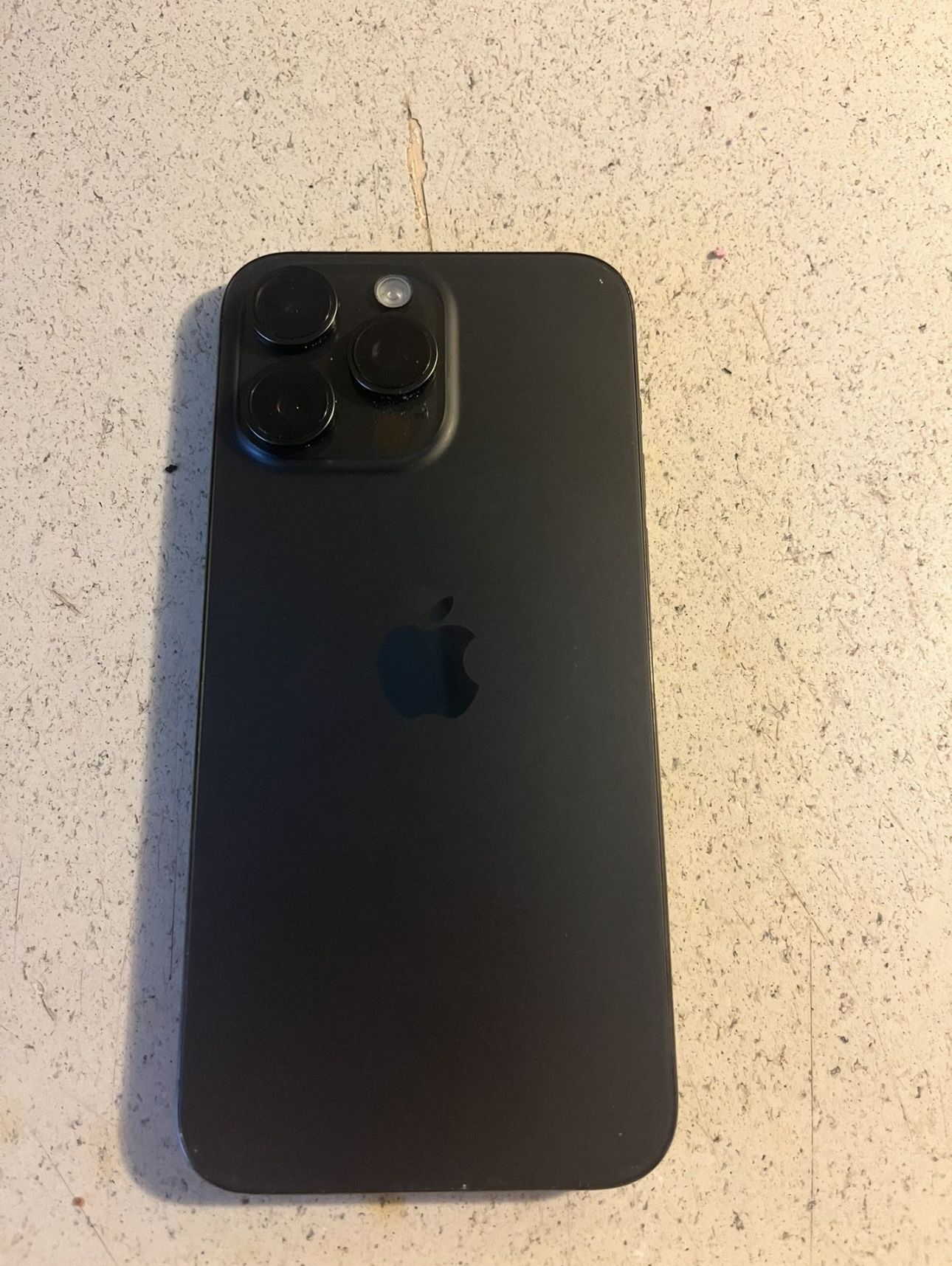 16 Pro Max 1Tb Unlocked But iCloud Lock