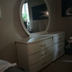 Vanity 