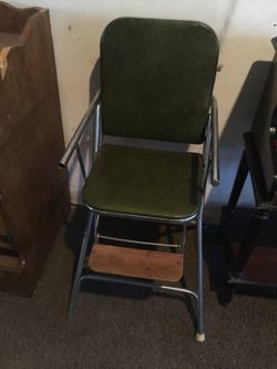 High chair vintage