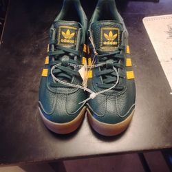 Size 4 Adidas For Kids