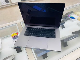 MacBook Pro M1 Pro 16gb ram 512gb ssd