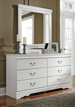 Dresser with Mirror