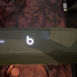 Beats By Dre Pill Green