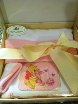 Disney Store 2-piece