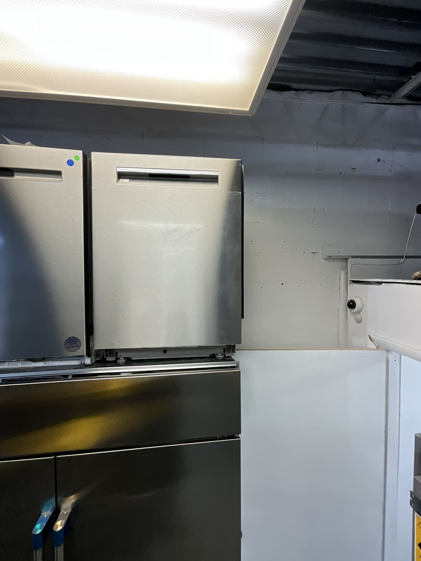 NEW Bosch 800 Series Dishwasher – 📦 Stainless Steel 24” Built In Ultra Quiet 42 dBA