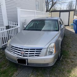 Cadillac DTS