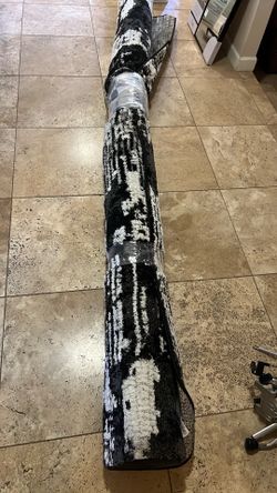 New area rug 8 1/2 X 12 black grey & white
