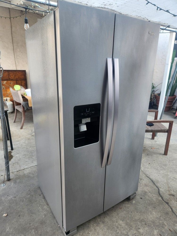 Whirlpool 26 Cu Feet Stainless Steel Side By Side Refrigerator