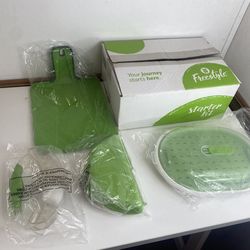 Weight Watchers Freestyle Starter Kit: Egg Cooker Fish Steamer Board Chopper