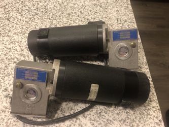 2 wheelchair motors and gearbox with break