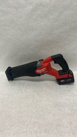 Milwaukee fuel reciprocating saw with XC 4.0 battery like new brushless