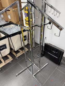 Adjustable chrome rack