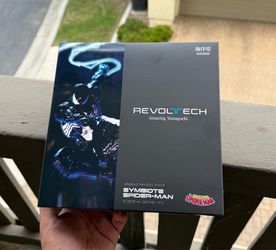 Revoltech Amazing Yamaguchi Symbiote Spiderman