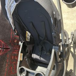 Graco Stroller W Bassinet 