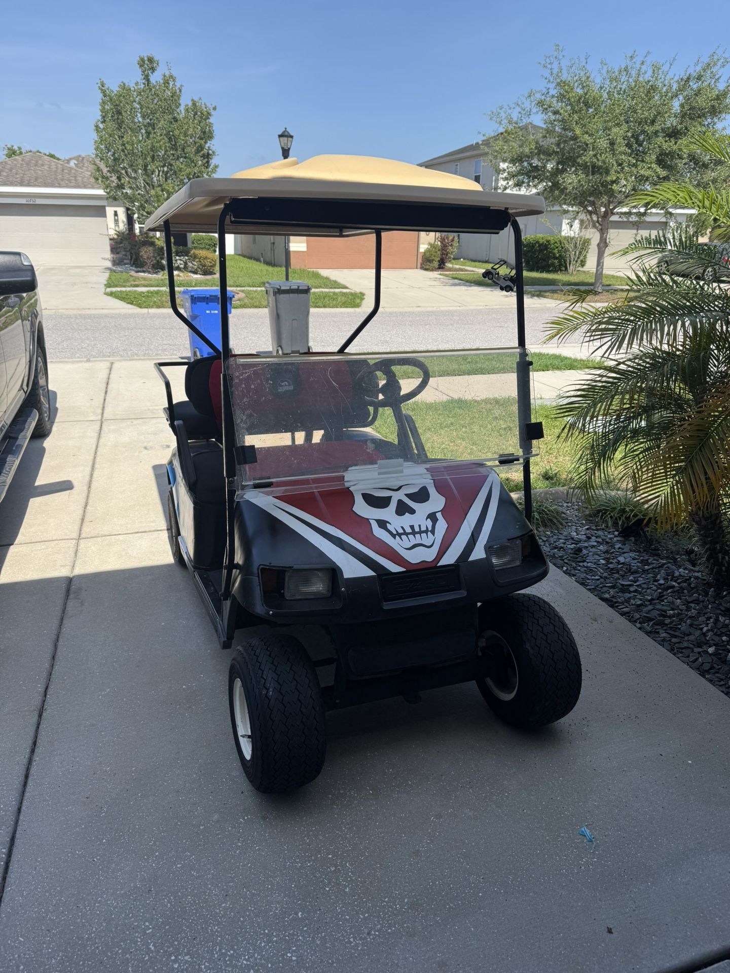 EZ GO Golf Cart. Great Condition.
