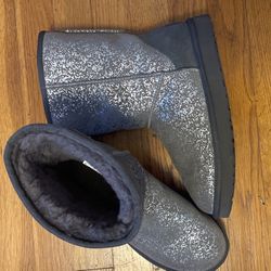 Short uggs Great Excellent condition!!