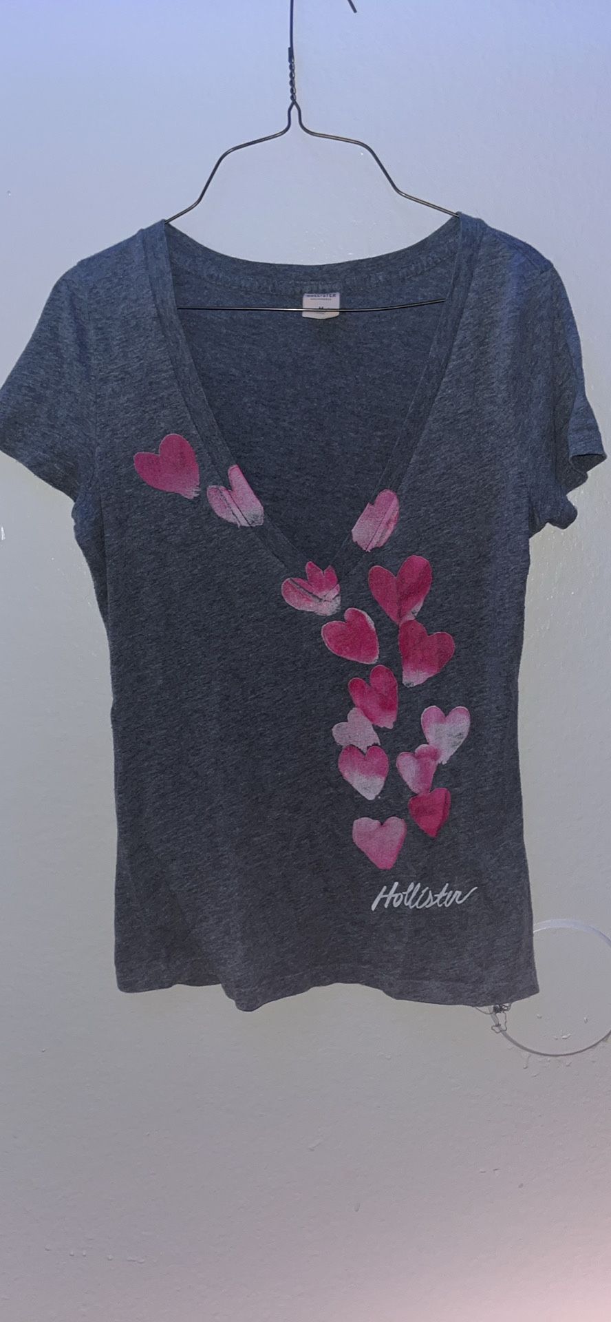 Y2K Grey Hollister Heart V- Neck