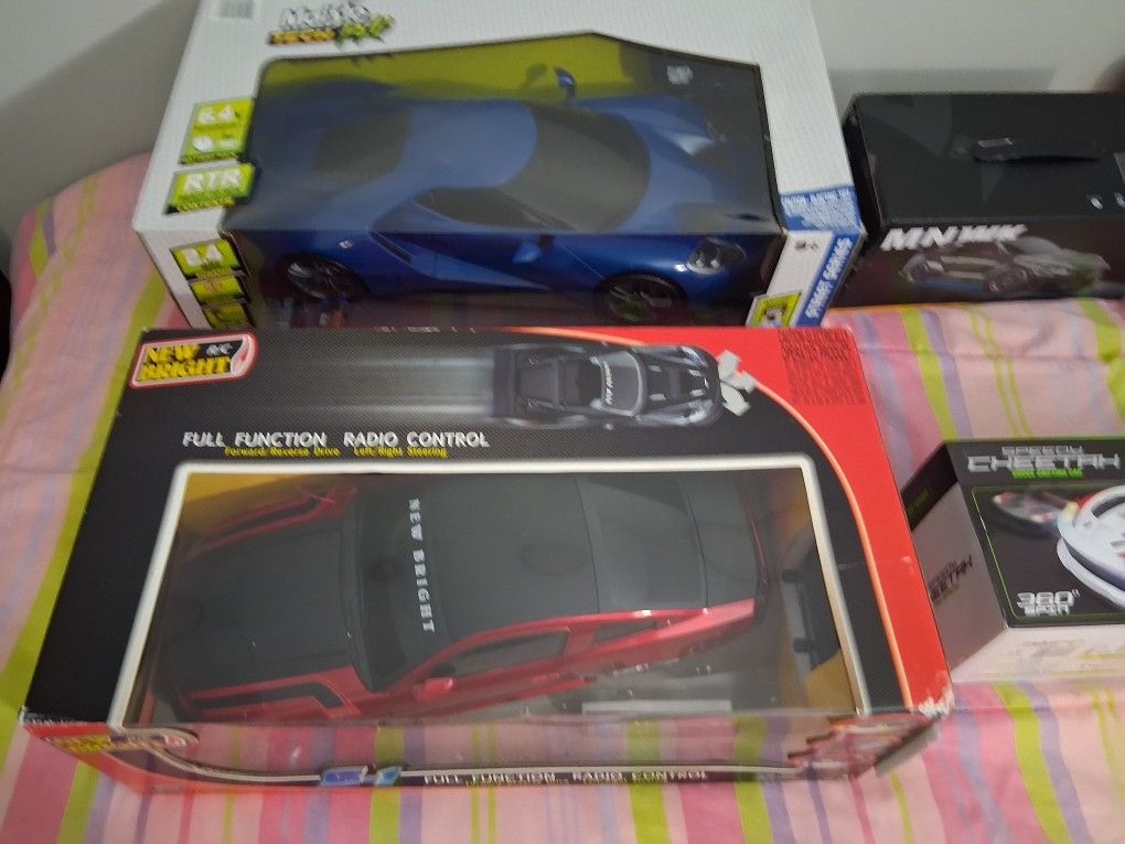 RC CARS 4 BAND NEW RC/ FOR SALE FORD GT AND MORE