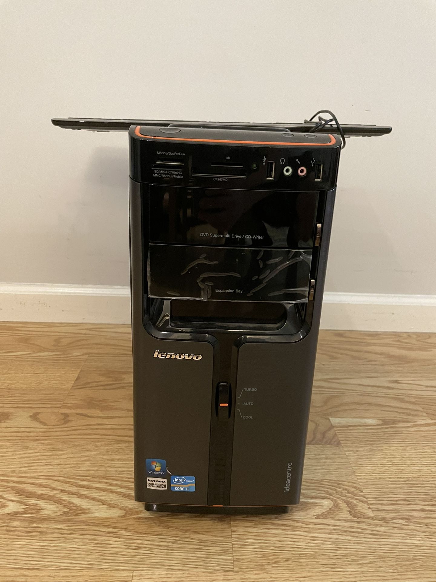 Lenovo I3 6 Gb Ram 1TB Hdd
