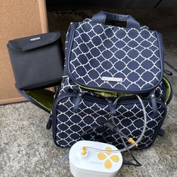 Free Pump Bag + Medela Pump (Untested)
