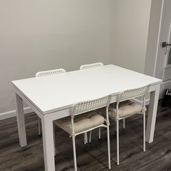 Extendable Dining Table With Chairs