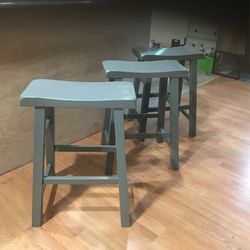 Set Of 3 Counter Height Stools 