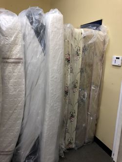 Full mattress and box