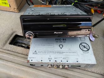 Pioneer 7in faseoff separate tuner