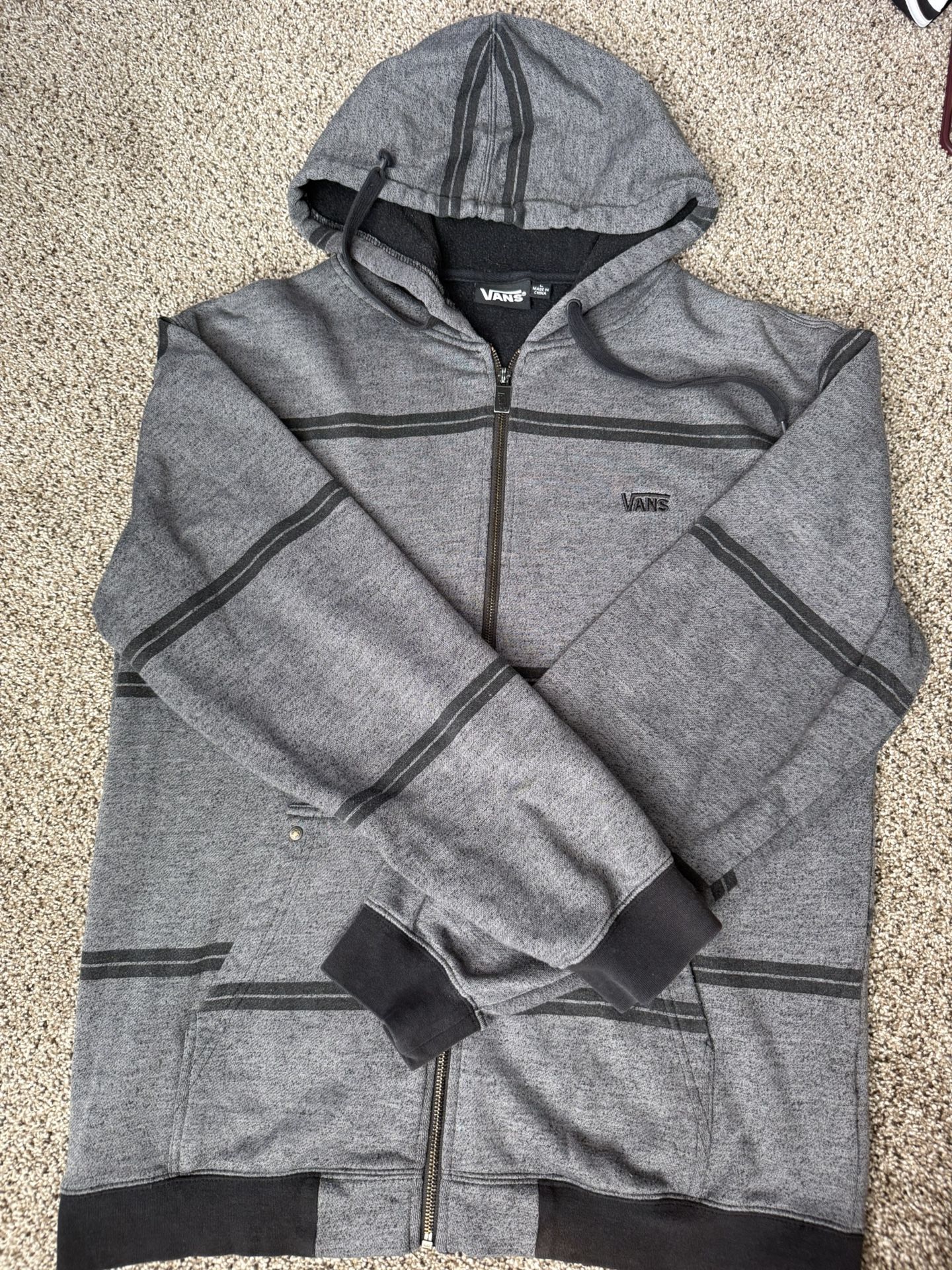 VANS Men’s Full-Zip Hoodie Jacket L Gray Sherpa Fleece Lined Casual Skatewear