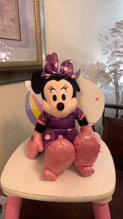 Disney Minnie Mouse plush 16”