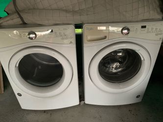 Whirlpool Drier.