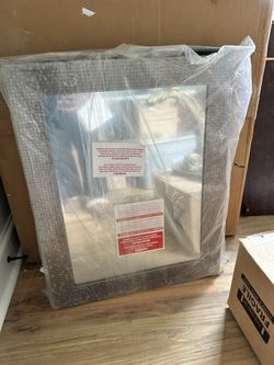 New! Out Of The Box Beautiful Medicine Cabinet